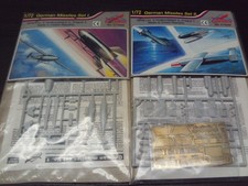 Konvolut, 5 Stück ungebaute